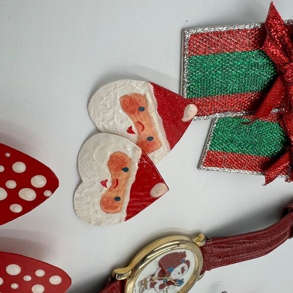 Vintage Christmas Jewelry Lot - Holiday Fun Costume Jewelry Lot - Picture 3 of 8